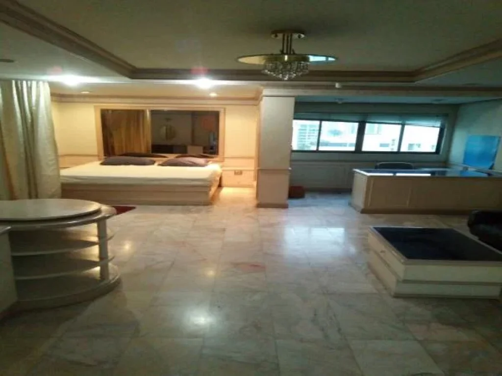 For rent Condo 60sqm 16 floor 160268 corner room 2 road viewnear bts saladeang and mrt silom