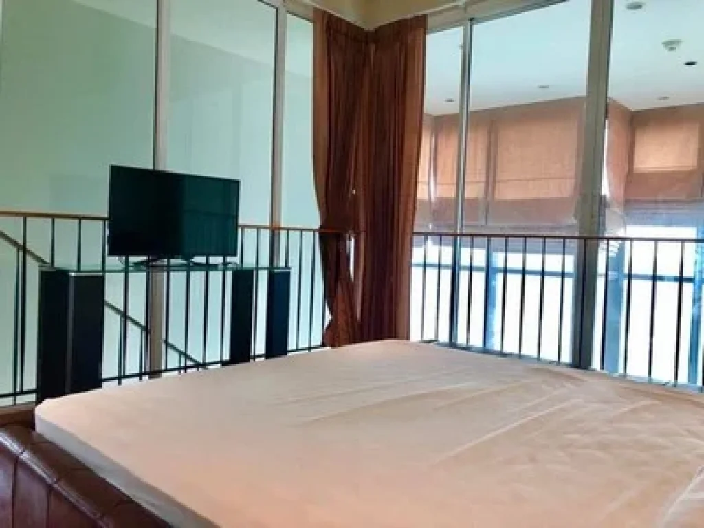 Condo Emporio Place Sukhumvit soi 24 Near BTS Phromphong Emporium ampamp Emquatier