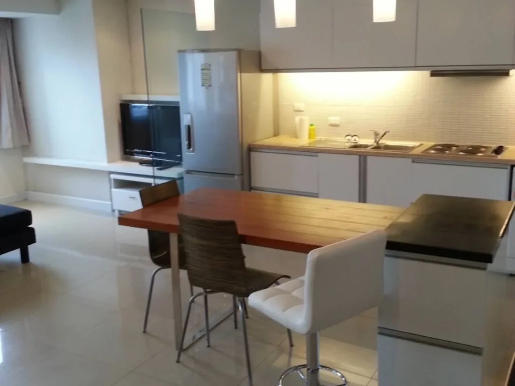 เช่าด่วน คอนโด แบบ 1 ห้องนอนห้องกว้าง ที่ Wittayu Complex For Rent A Spacious 1 Bed Unit at Wittayu Complex