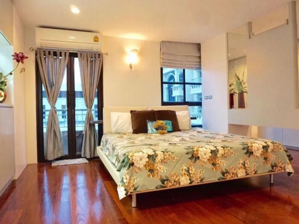 คอนโดหรูให้เช่า Silom Terrace Condo ใจกลางสีลม กรุงเทพ