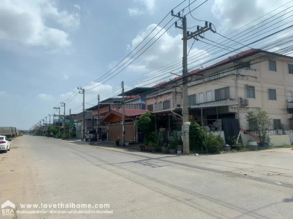 ขายบ้านทาวน์เฮ้าส์ หมู่บ้านพระปิ่น7 เฟส6 ถคลองหลวง ซเทพกุญชร12 ปทุมธานี พื้นที่237ตรว19ล้านบาท