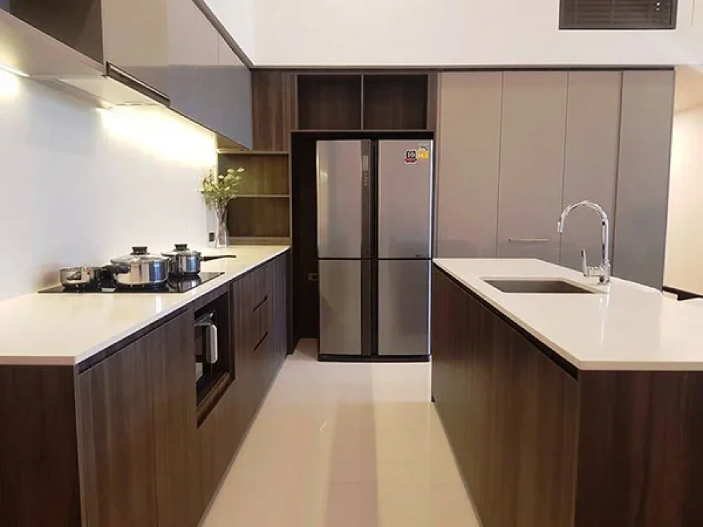 เช่าด่วน คอนโดหรู ห้อง Duplex แบบ 3 ห้องนอน ที่ คอนโด Siamese Exclusive Sukhumvit 31 For Rent A Nice and Cozy 3 Bedroom Duplex Unit in Sukhumvit 31