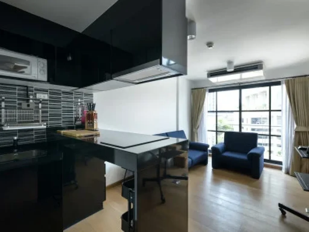 ขาย คอนโด Duplex ติดรถไฟฟ้า BTS พระโขนง 120 เมตร Bangkok Feliz สุขุมวิท 69-2 ชั้น 7