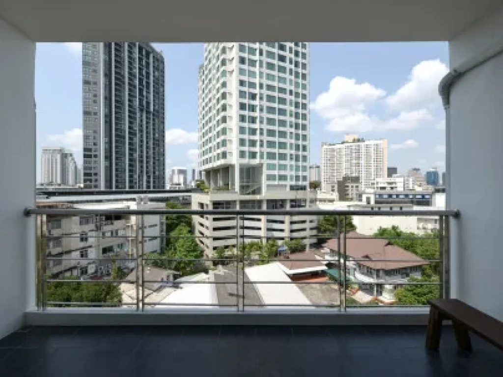 ขาย คอนโด Duplex ติดรถไฟฟ้า BTS พระโขนง 120 เมตร Bangkok Feliz สุขุมวิท 69-2 ชั้น 7