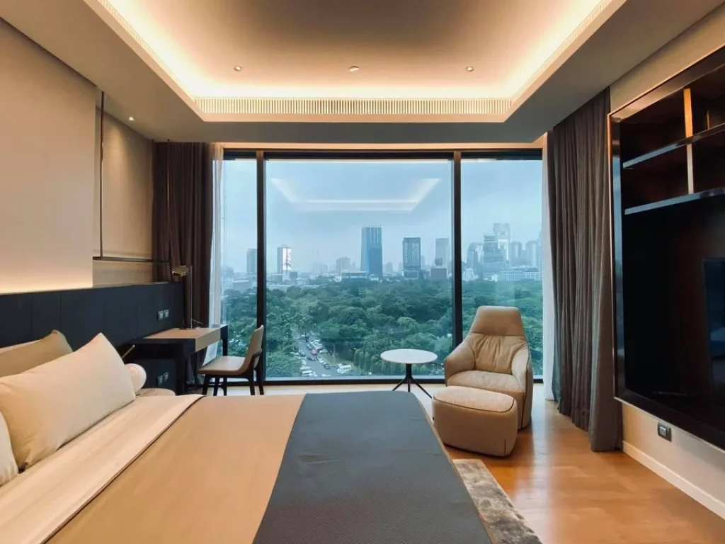 Sindhorn Tonson for sale 1 bedroom 1 bathroom 8645 sqm selling at 169 mil baht