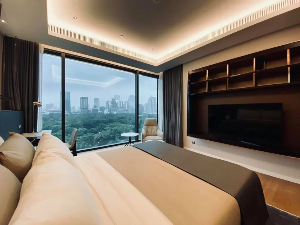 Sindhorn Tonson for sale 1 bedroom 1 bathroom 8645 sqm selling at 169 mil baht