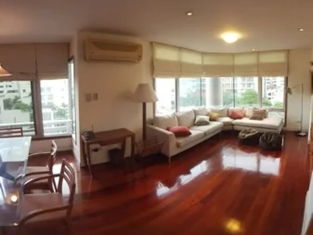 Large and Luxury Sell Condo Navin Court Ruamrudee3 Wireless Rd Special Price