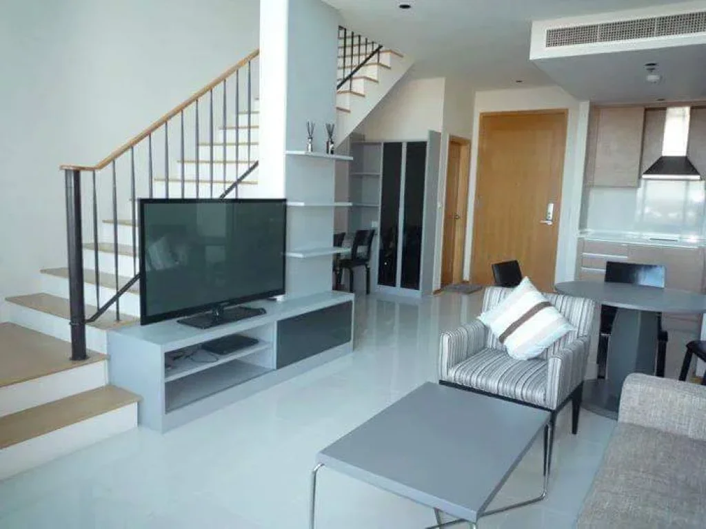 ให้เช่า The Emporio Place ฺห้องแบบ Duplex ใกล้ BTS พร้อมพงษ์ 850