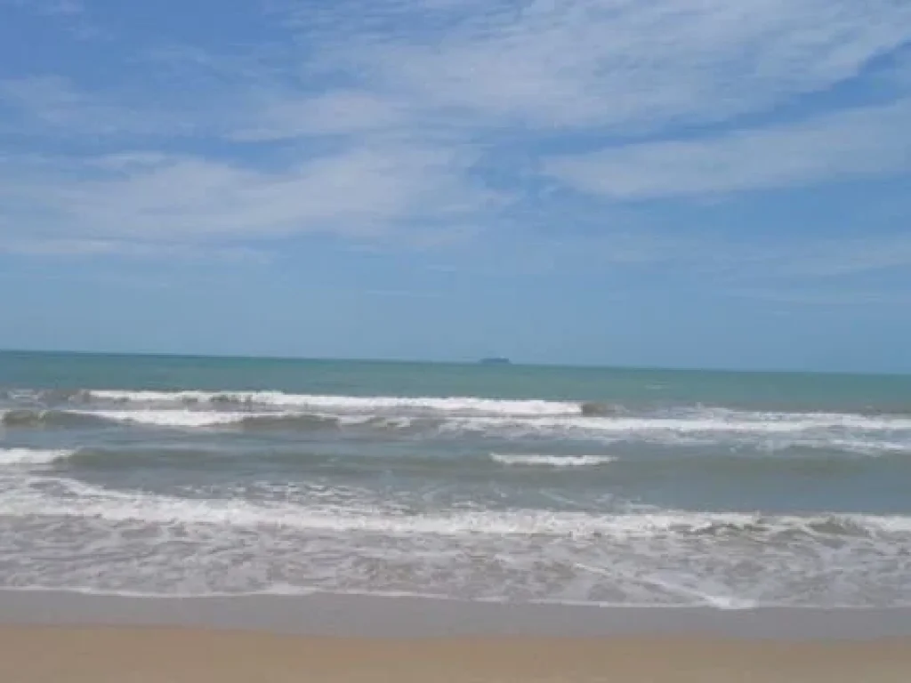 ขายที่ดินติดทะเล ชายหาดส่วนตัว 2 ไร่ เหมาะสำหรับปลูกบ้านติดทะเลหาดส่วนตัว