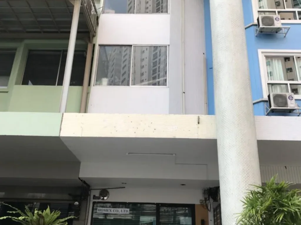 OFR00121Office For Rent อาคารพาณิชย์ 3 ชั้นครึ่ง สุขุมวิท22 52000THBmonth