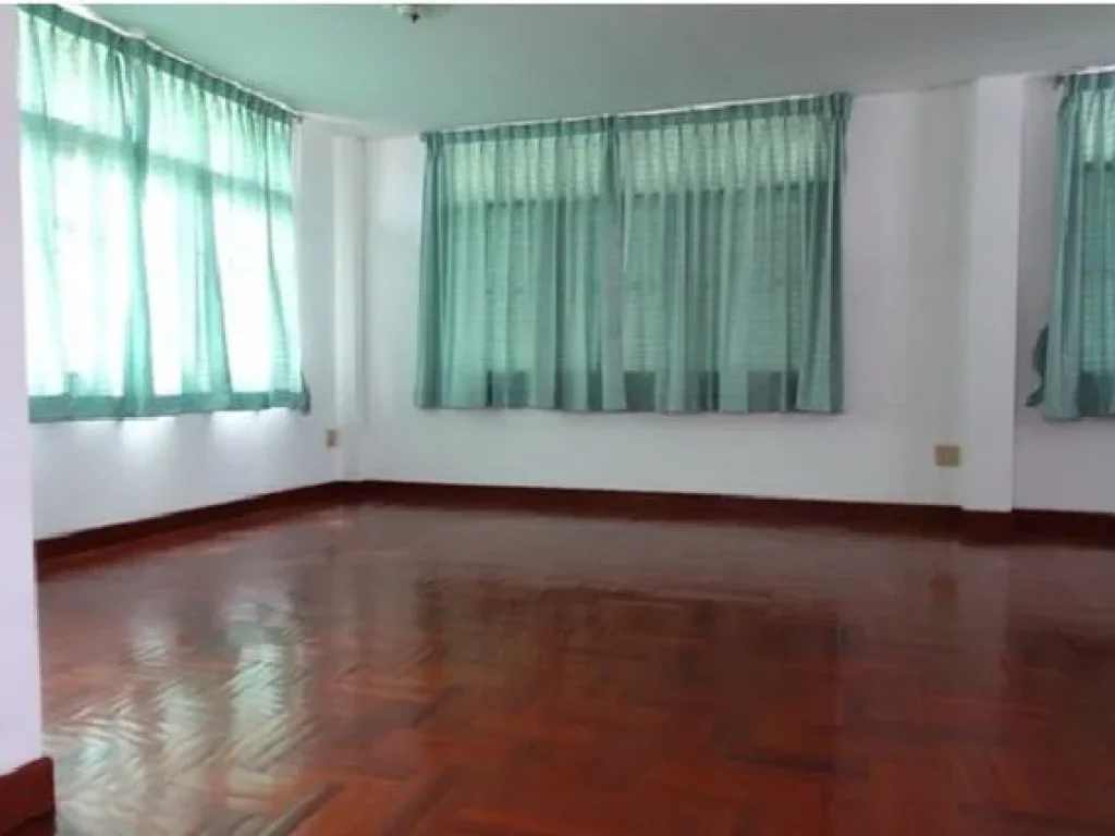 OFR00125Office For Rent ทาวน์โฮม ออฟฟิส ซอยเสนานิคม 1 แยก7 35000 THBmonth