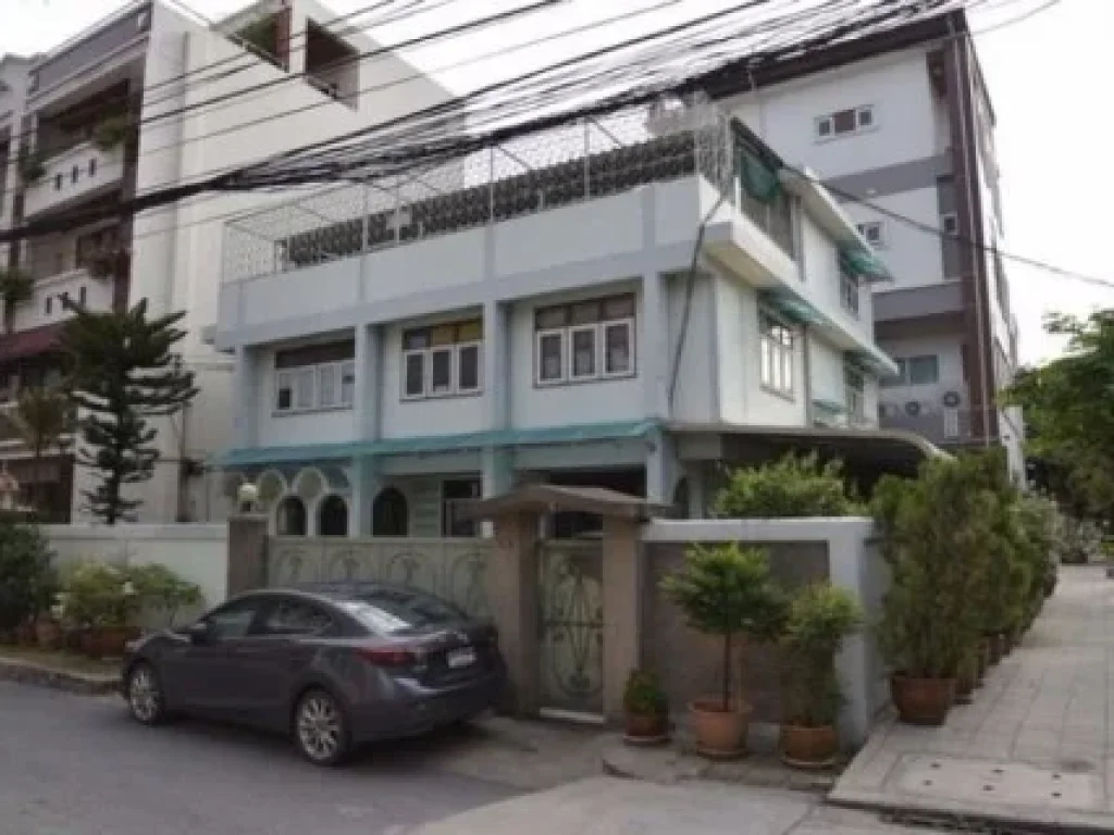 For Sale Single house Sathorn Narathiwas soi8 Bts Surasak 67SQWah 6Bedroom