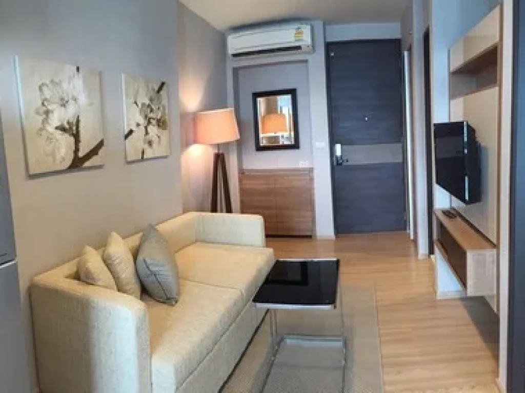 Condo for Sale with Tenant Rhythm Sathorn BTS Saphan Taksin 1BR 3509sqm 53 MTHB