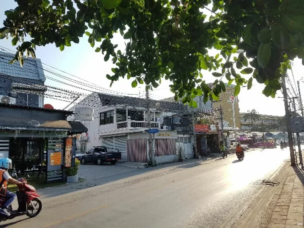 ขายหรือให้เช่า ร้านกาแฟ ทาวส์โฮม ทำเลดี พร้อมดำเนินกิจการต่อได้ทันที เพียง 5 นาทีจาก MRT ห้วยขวาง