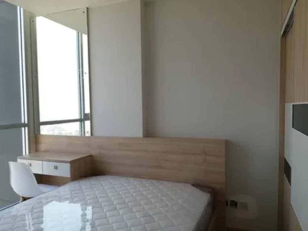 for Rent Noble Revolve Condo Ratchada Close to MRT Thai Cultural Center