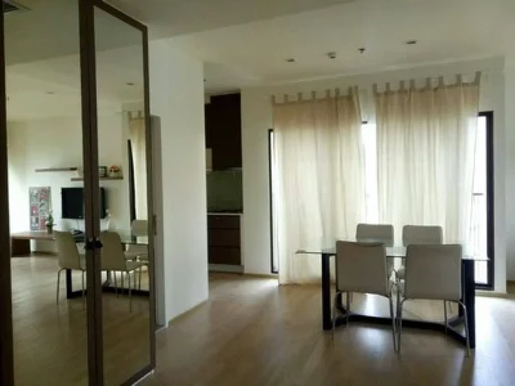 For Rent Noble Refine Sukhumvit 26 180 m to BTS Phrom Phong Floor 19 7254 sqm