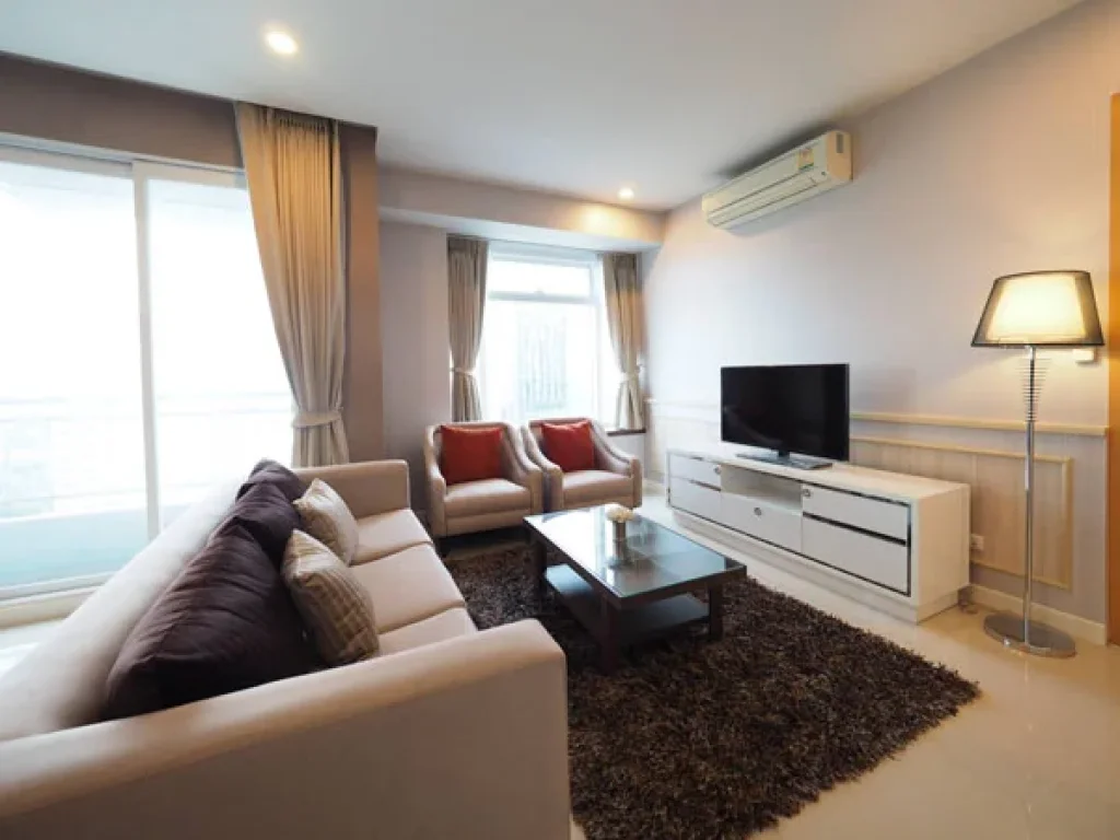 เช่าด่วน คอนโด Circle Condominium แบบ 2 ห้องนอน 10 นาทีจาก BTS นานา MRT อโศก For Rent A Beautiful 2 Bedroom Unit