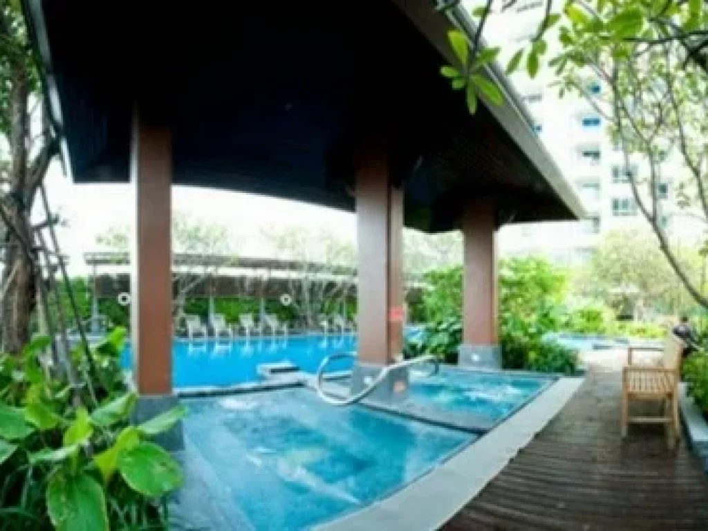 Hot Deal Below market at The Circle New Petchburi 1 bed