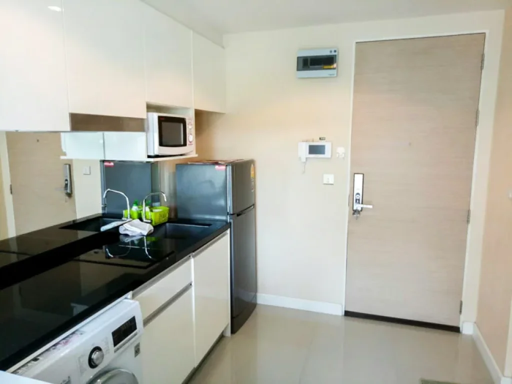 for rent Metro sky Ratchada 1bed 500 m to MRT Huai Khwang Station