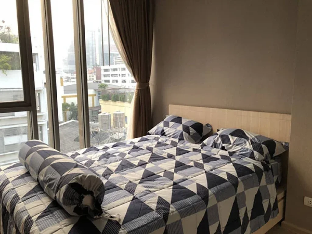 เช่าด่วนพร้อมส่วนลดถึง 5000 บาท คอนโด Klass Silom 2 ห้องนอน HOT DEAL HURRY 5000 THB OFF the regular rental price 2 bedroom unit at