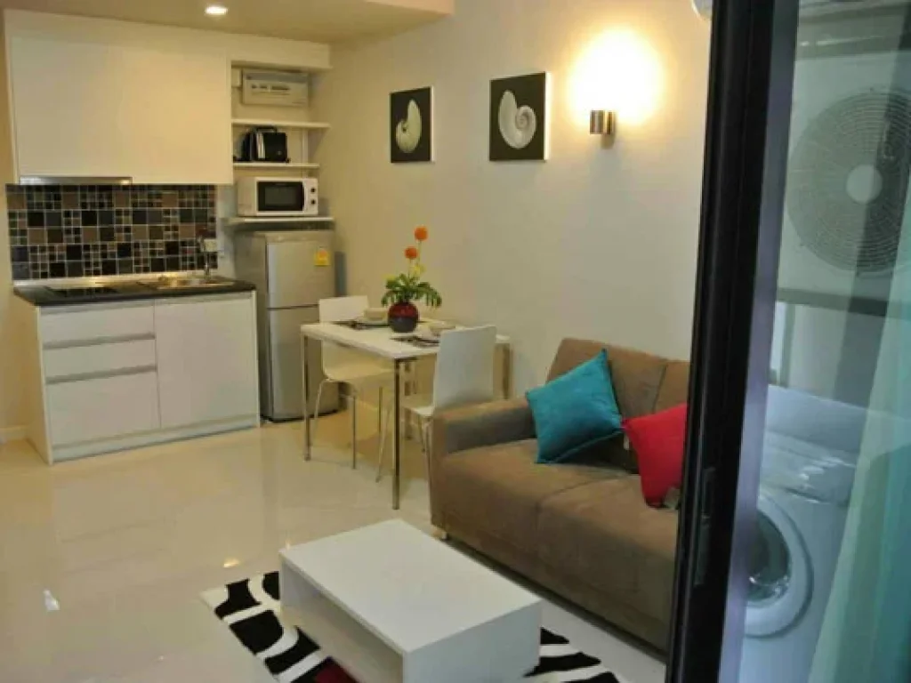 เช่าด่วน คอนโด Le Cote สุขุมวิท ซอย 14 แบบ 1 ห้องนอน ใกล้ BTS อโศก For Rent A 1 Bedroom Unit at Le Cote Near BTS Asoke