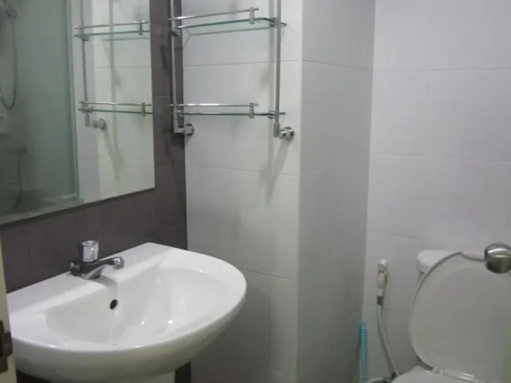 Near BTS Condo for Sale with tenant 1 bedroom in Onnut area 354 SqM ONLY 315 MB