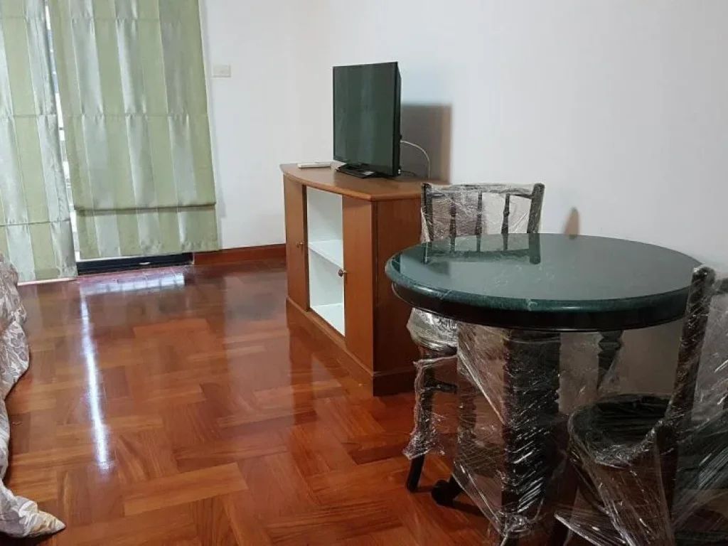 Bangkok property for SALE in silom area 1 bedroom 41 SqM ONLY 5800000 THB