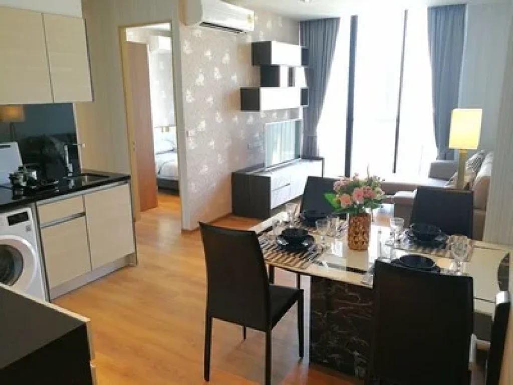 Park 24 2 bedrooms for rent very high floor on 42 floor with fully furnished and not far to BTS Phomphong BTS