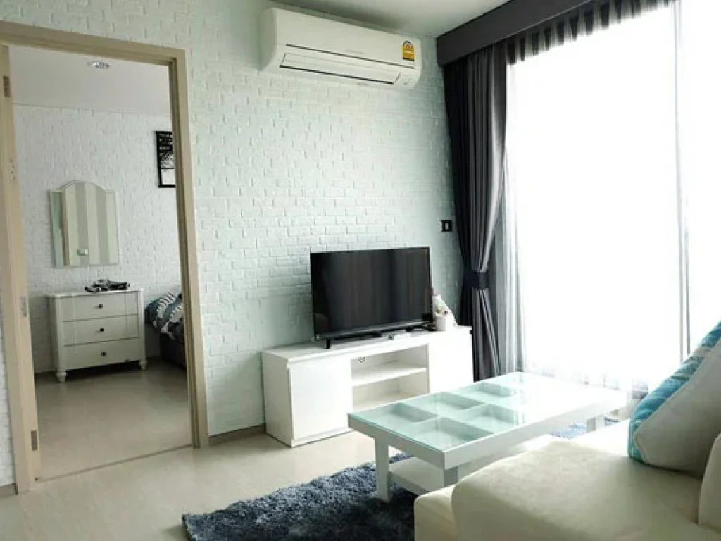 เช่าด่วน คอนโด Rhythm Sukhumvit 42 เอกมัย แบบ 1 ห้องนอน For Rent Specious 1 Bedroom Unit at Rhythm 42