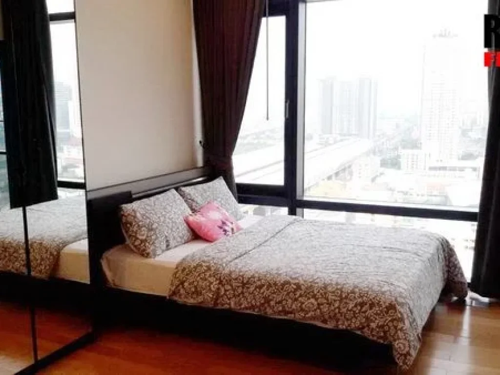 เช่า FOR RENT CIRCLE 2 CONDOMINIUM 2 beds 2 baths 78 Sqm50000 Fully Furnished High Floor Unblock View NEAR PRATUNAM