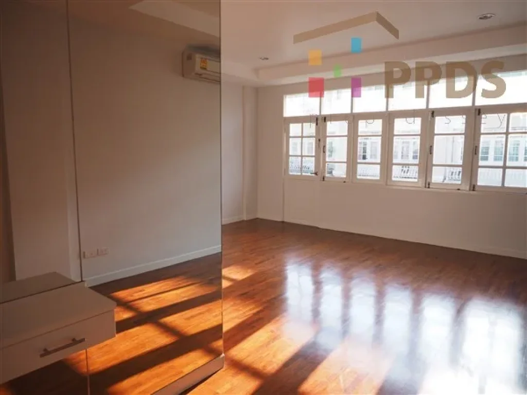 Renovated Townhouse for sale near Sukhumvit 50 near Onnut BTS Station