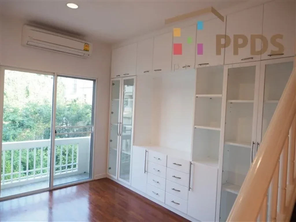 Renovated Townhouse for sale near Sukhumvit 50 near Onnut BTS Station