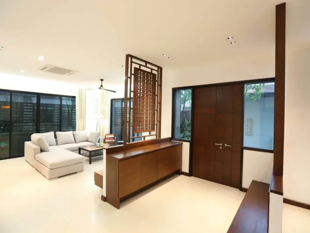 House for Rent Willow Compound Sukhumvit 49 Space 400 SQM Fully Furnished