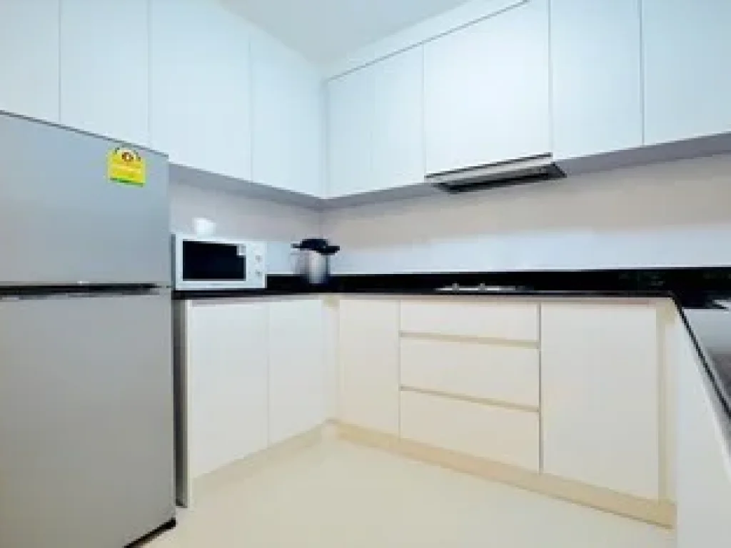 For rent The Urban Pattaya Condo 76 sq m2 1 BR 1RR the best location in Pattaya with fully furnished