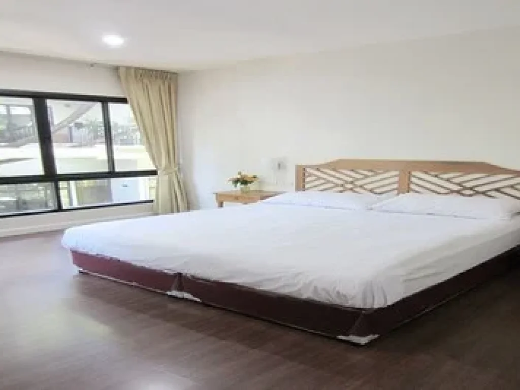 Town House For rent at Sukhumvit 5-minute walk to BTS Thonglor