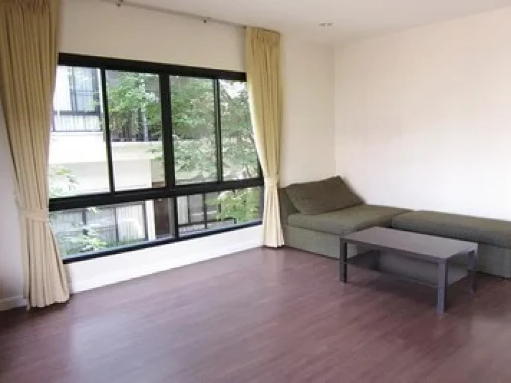 Town House For rent at Sukhumvit 5-minute walk to BTS Thonglor