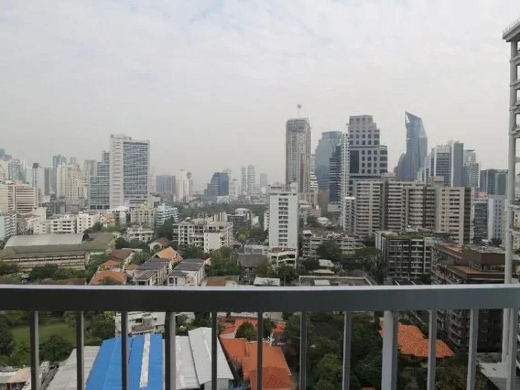 CONDO FOR RENT Park 24 Sukhumvit 24 Near BTS Phrom Phong