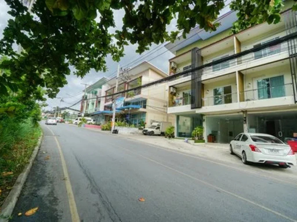 Commercial Building 3 floor For Rent near Big C Koh Samui best Location 4 bedroom