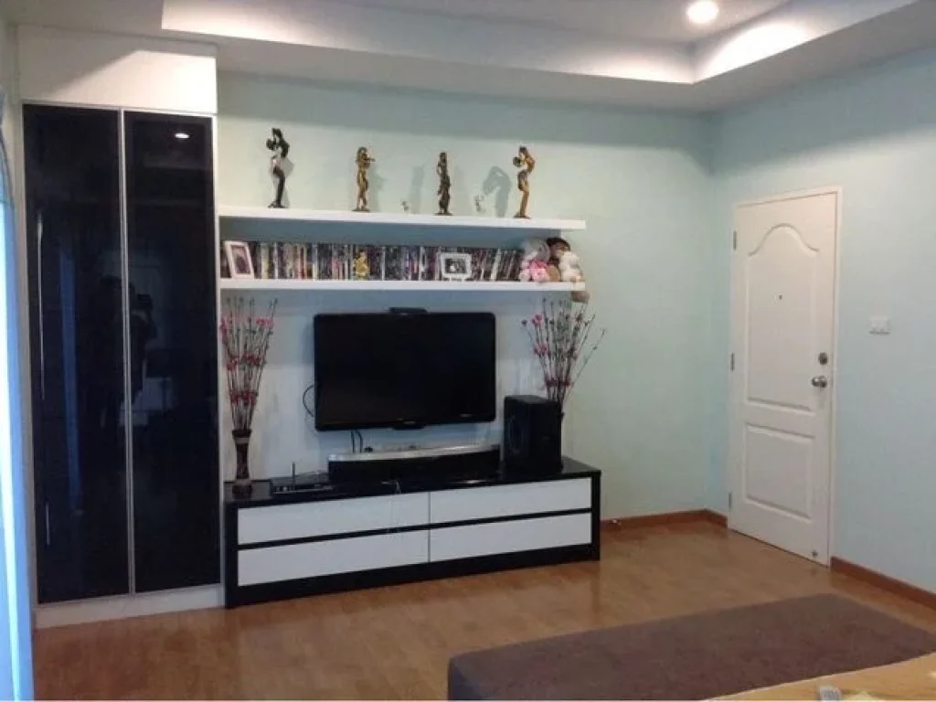 Sale House in Lat Phrao-Chokechai 48 SqWah 4 beds only 87 MB