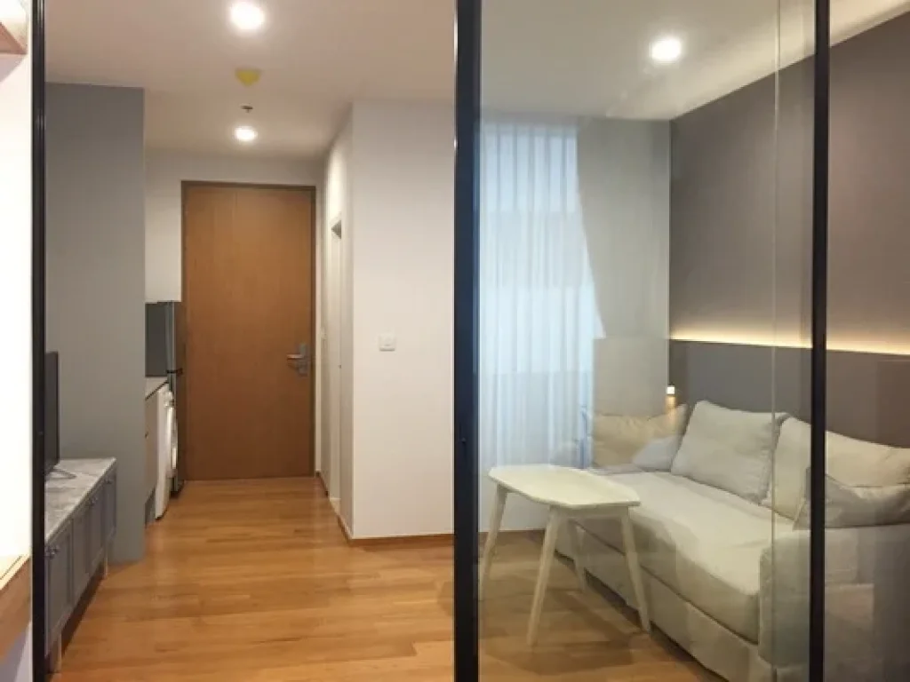 เช่า FOR RENT NOBLE REVO SILOM 1 bed 32 Sqm25000 BRAND NEW CONDO Fully Furnished Modern Decorated NEAR BTS SURASAK