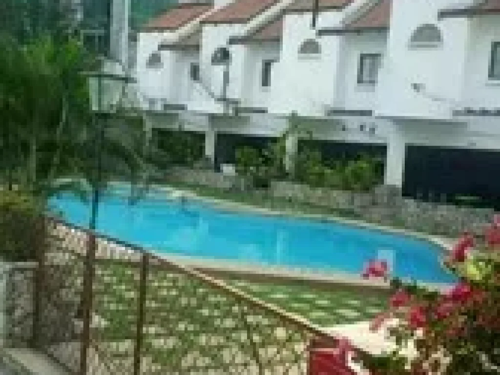 FOR RENT TOWNHOUSE 2 STORIES 2 BED 3 BATH PRATHUMNUK HILL