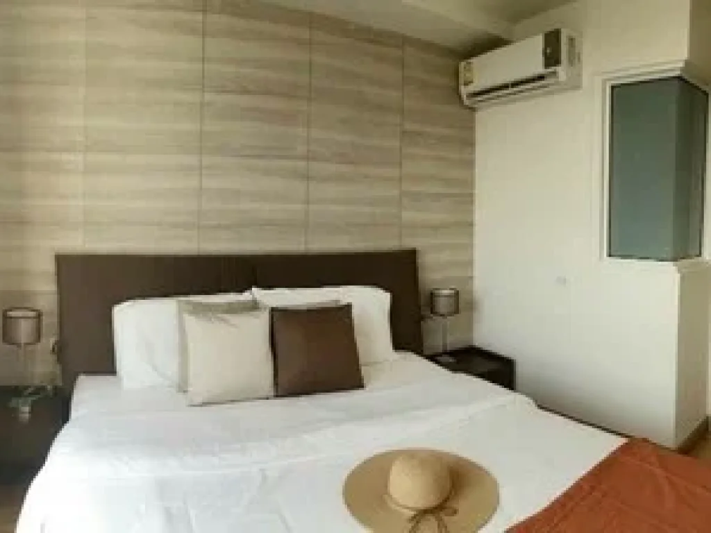 FOR RENT DOWNTOWN SUKHUMVIT 49 44 SQM 1 BED 1 BATH NEAR SAMITHIVEJ HOSPITAL