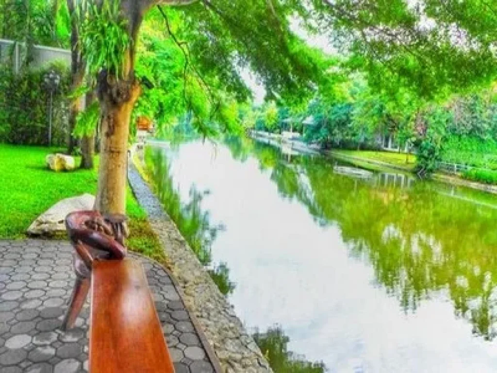 ให้เช่าบ้านหรูตกแต่งสไตล์สเปน หมู่บ้านเลคไซด์ วิลล่า Lake Side Villa