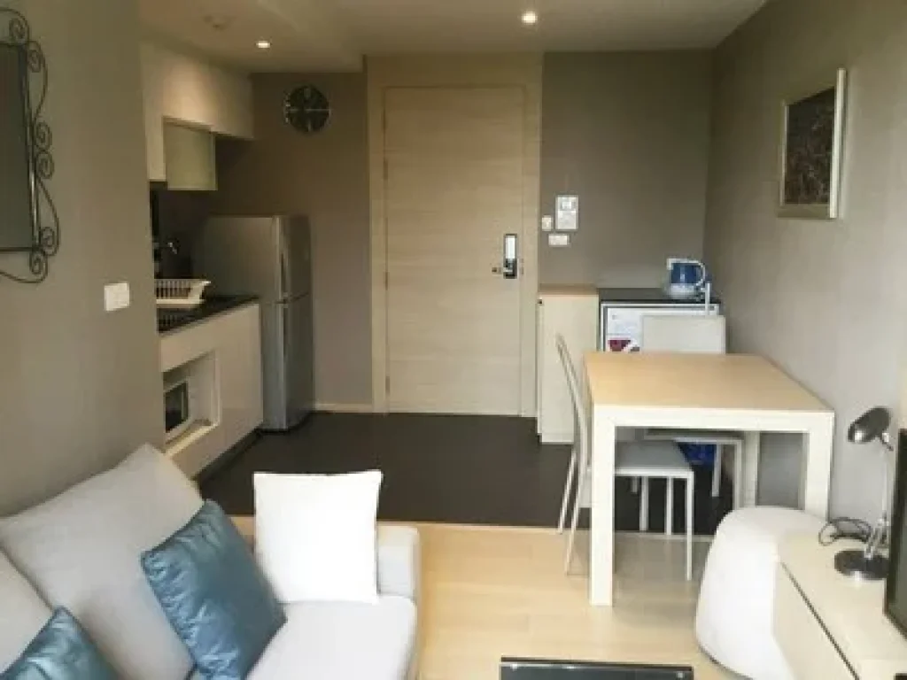 Rent Condo Klass Silom BTS Chong Nonsi 470 m 29 sqm 1 BR 25000 THB CityView