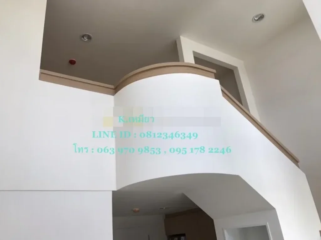 ขาย ถูก คอนโด Duplex ฟรีไอซ์แลนด์ ลาดพร้าว 93 คอนโด 2 ชั้นเพดาน 4เมตรกว่า