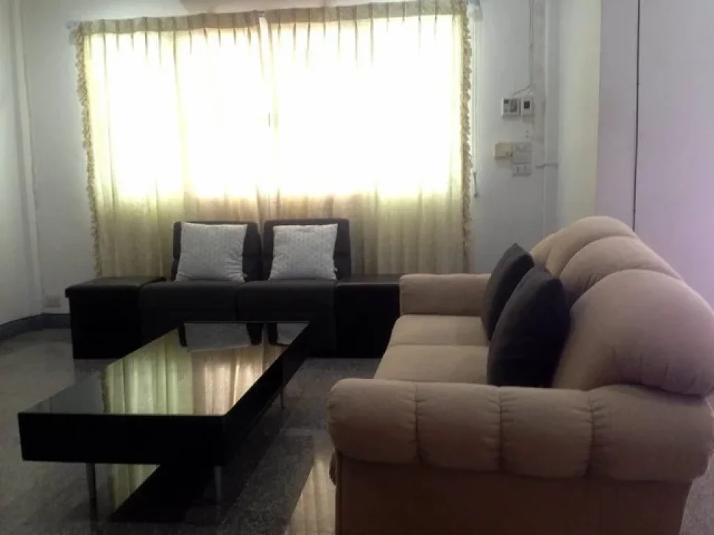 T395 Townhouse for rent udomsuk 51 ใกล้ BTS อุดมสุข 2 ชั้น 28 ตรว 4 นอน 2 น้ำ เฟอร์ครบ 20000 บาท