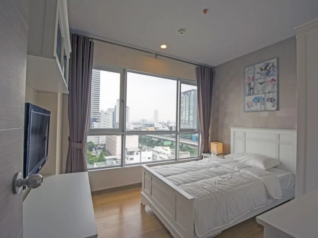 C010 2Bedroom 2Bathroom at Hive Taksin Condominium near BTS is now available for rent