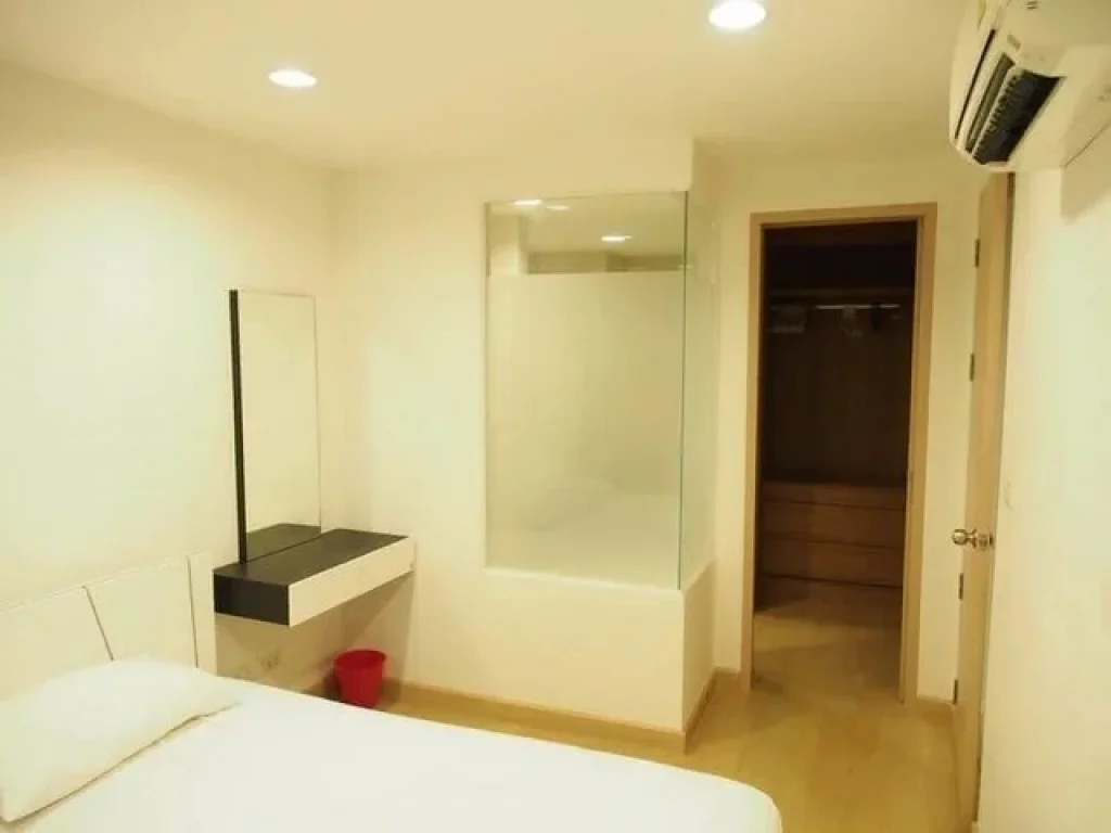 T289 ขาย IDEO BLUCOVE SATHORN ใกล้ BTS วงเวียนใหญ่ ชั้น 8 -35 ตรม ห้องมุม เฟอร์ครบ 3850000 บาท