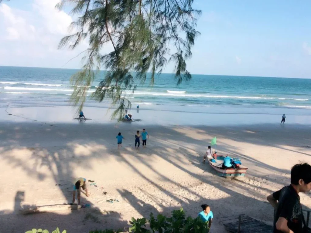 ที่ดินติดถนนชายทะเลหาดดอนสำราญ