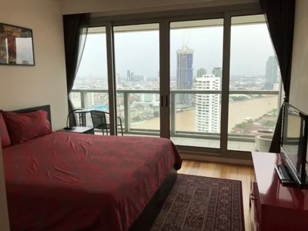 Bed and 1 Study Room for Rent at The River Charoenakorn 13 Tower A River View